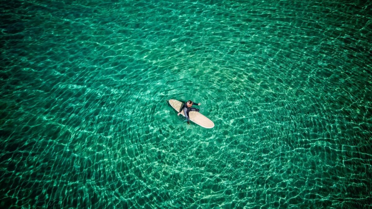 10 Best Surfing Spots in the U.S.