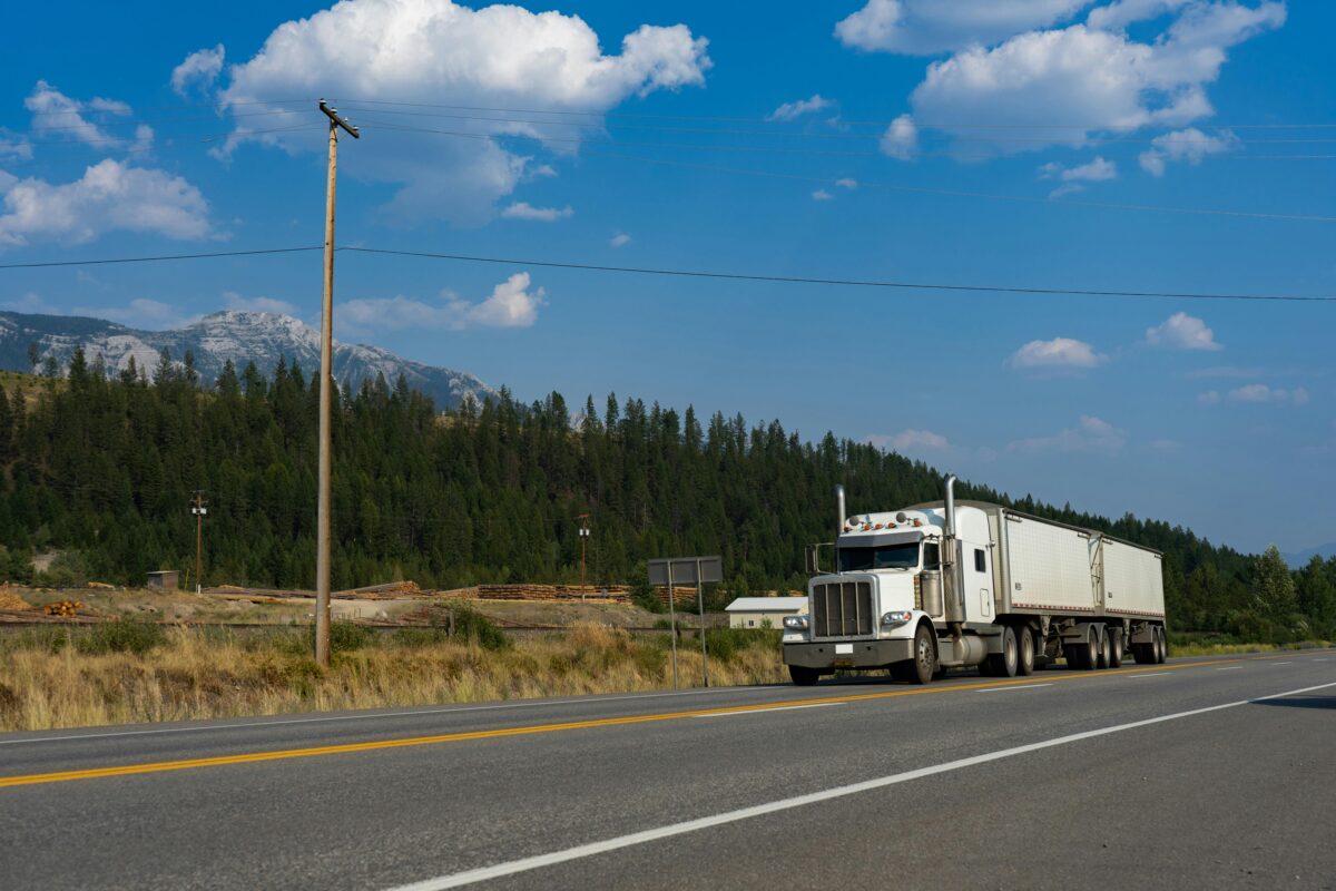 cargo trucking company
