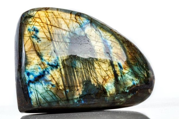 labradorite gemstone