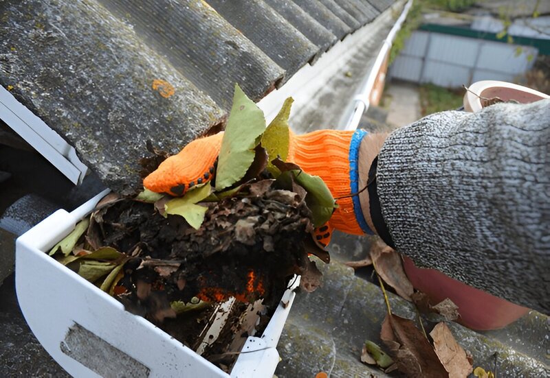 aged care gutter cleaning
