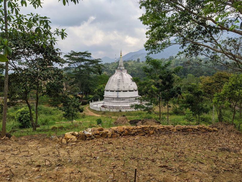 sacred places of sri lanka