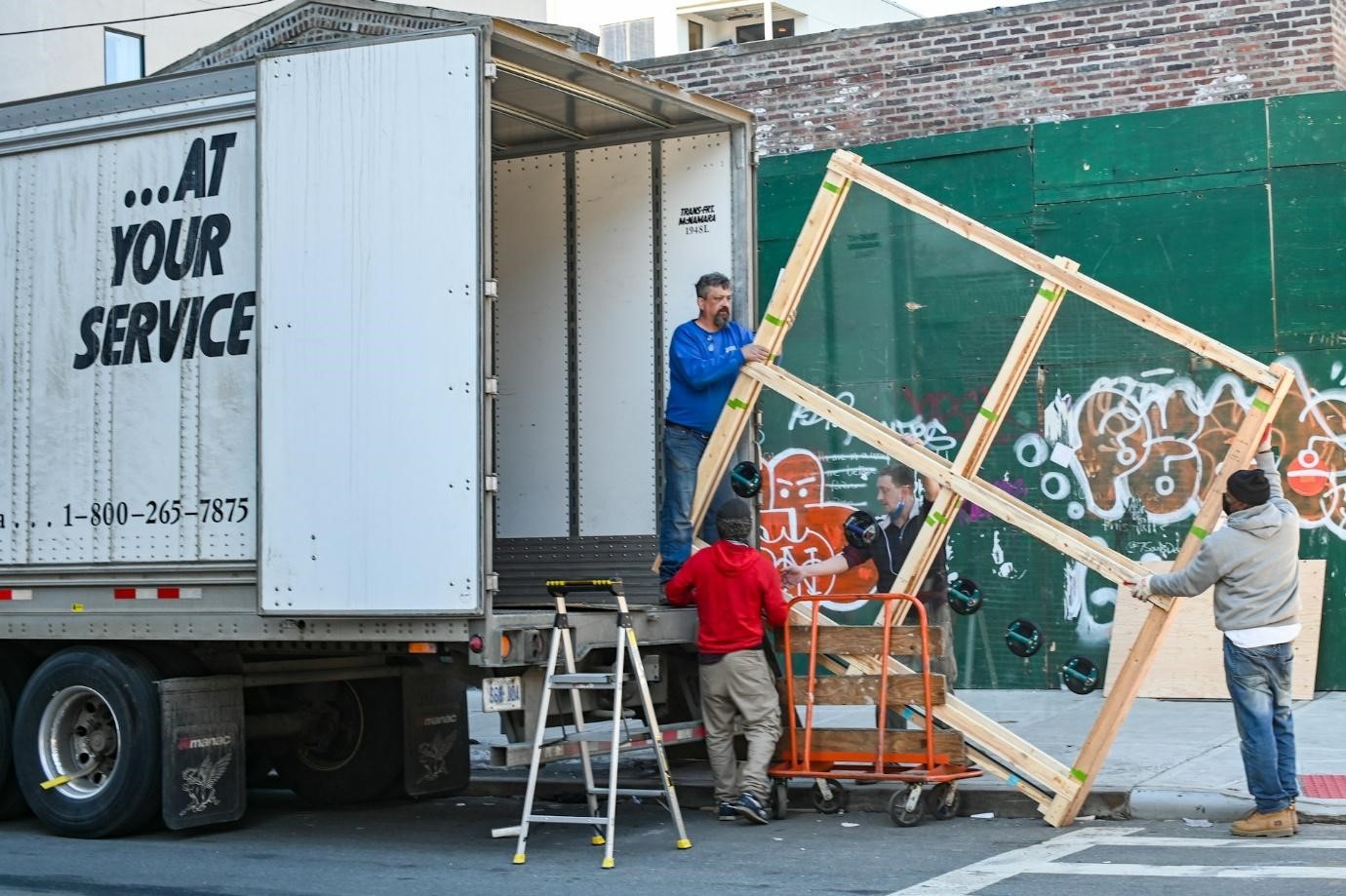 hiring a moving company