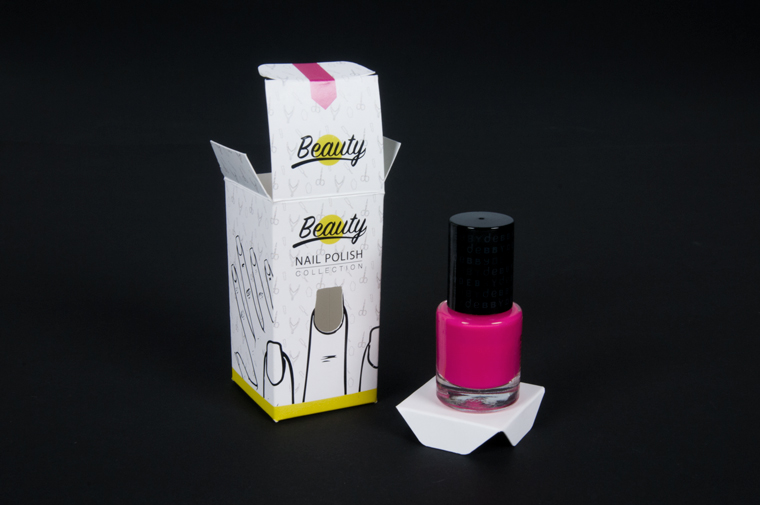 nail polish packaging