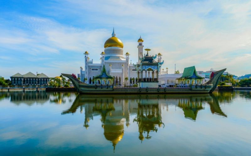 routes in brunei