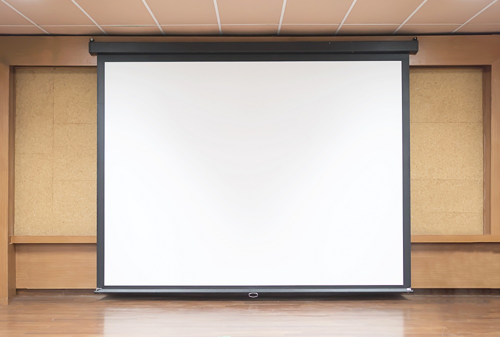 retractable screen