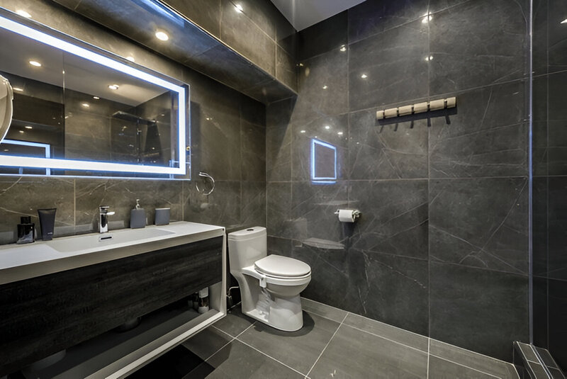 toilet suites for sale