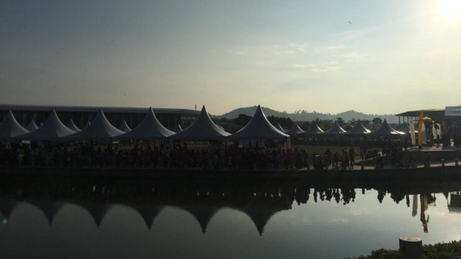 custom tents