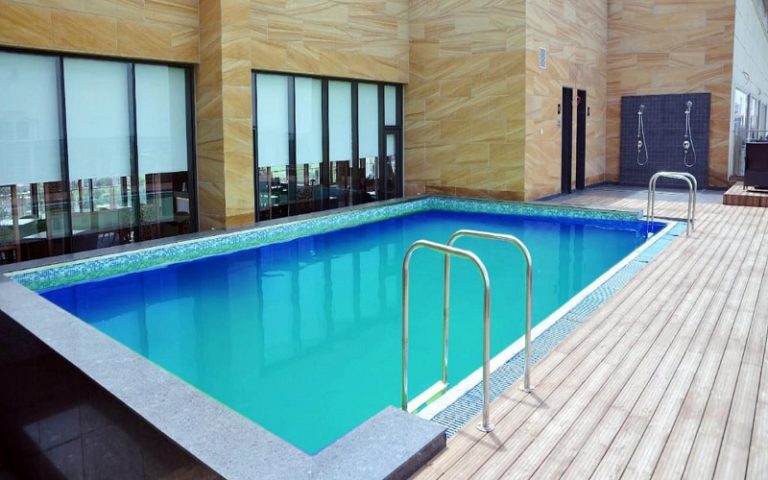 Innovating Aquatic Spaces: The Rise of Sustainable Prefabricated Pools
