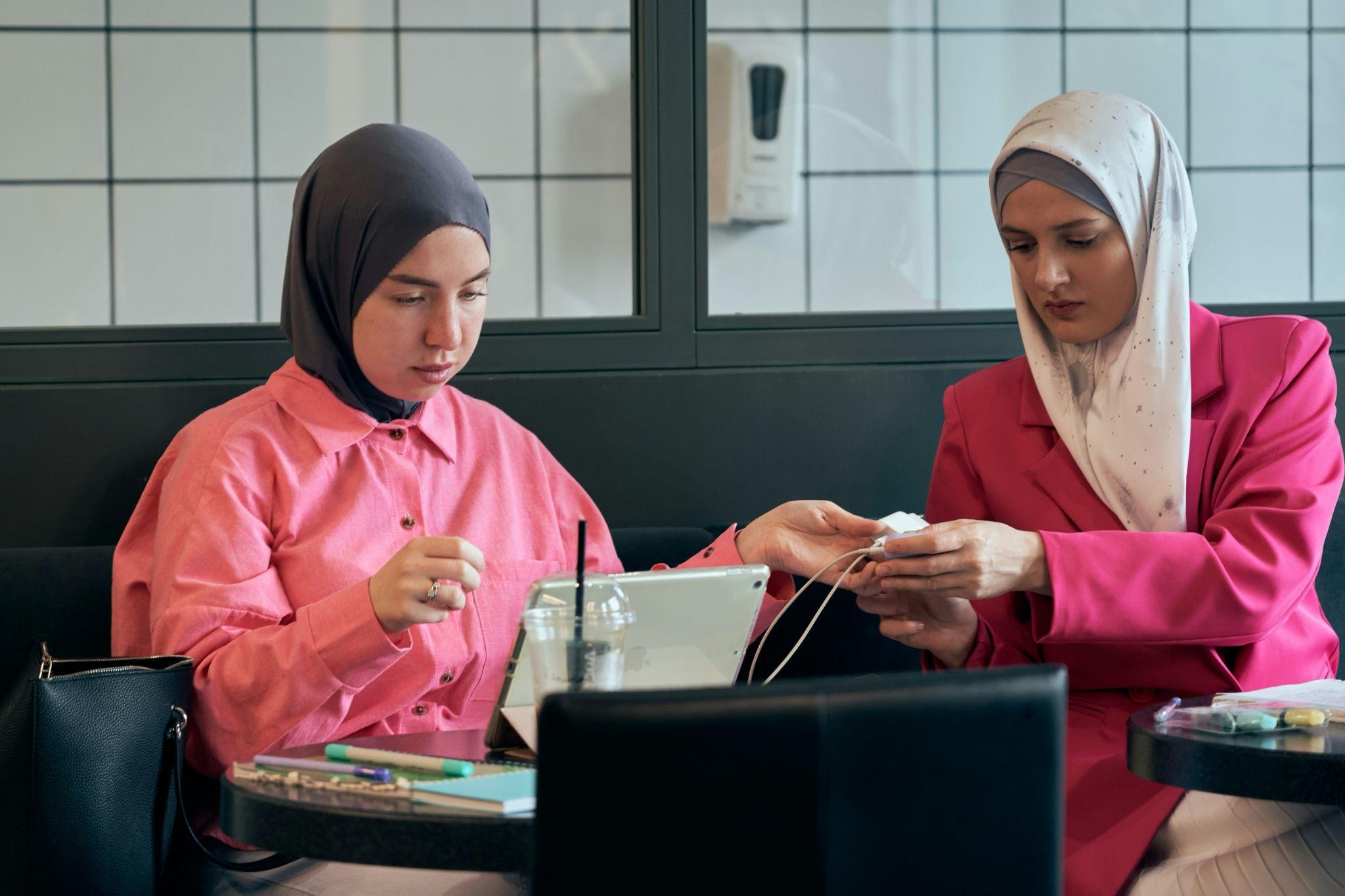 uniforms in dubai