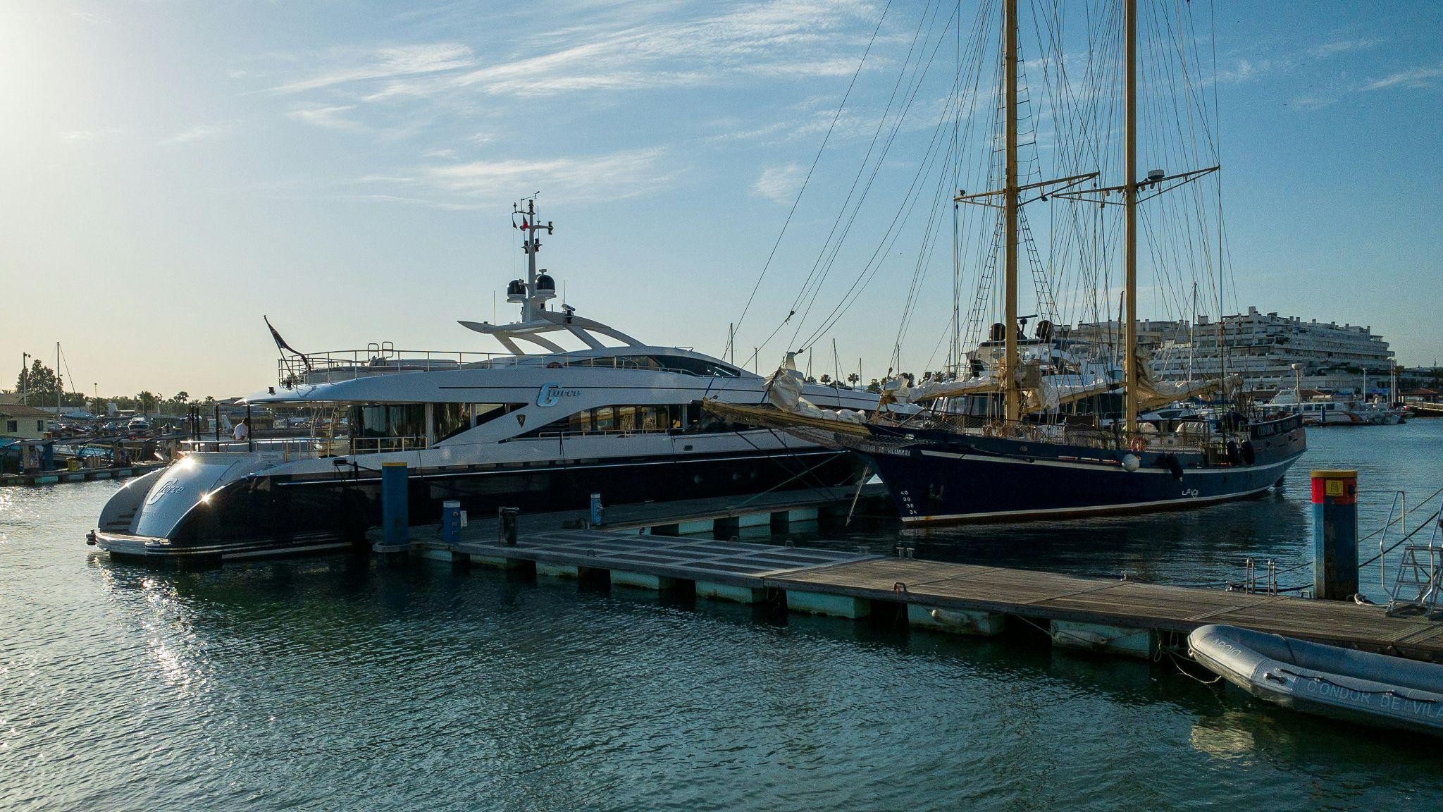 lotus mega yacht dubai