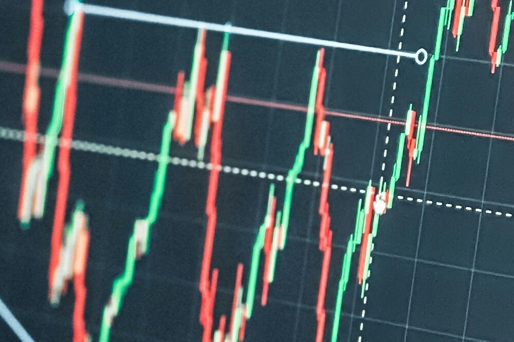 trade binary options