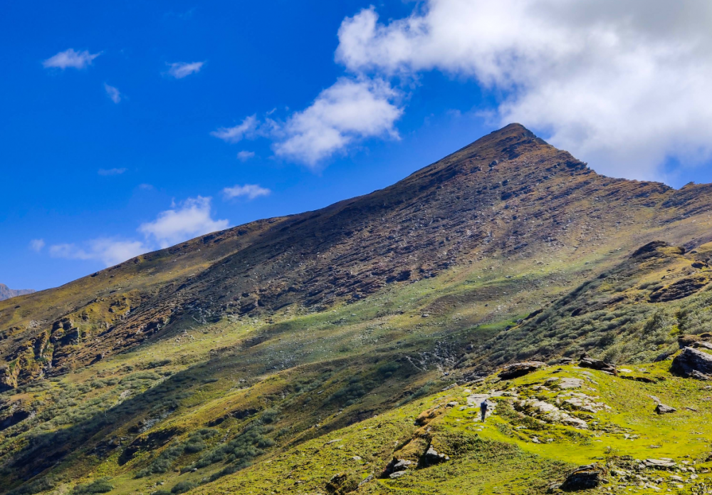 uttarakhand spring treks 2026