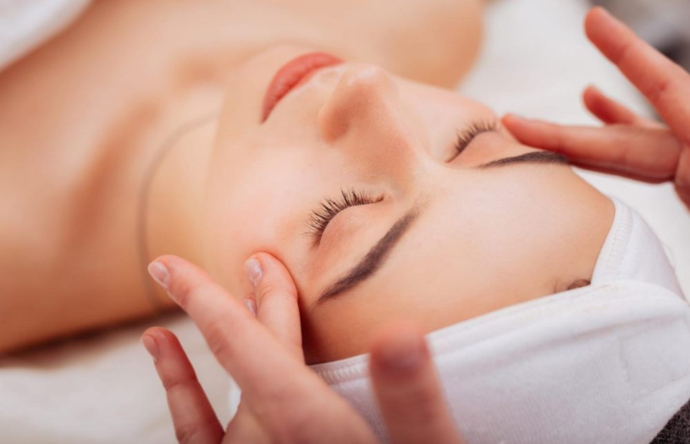 beauty therapists